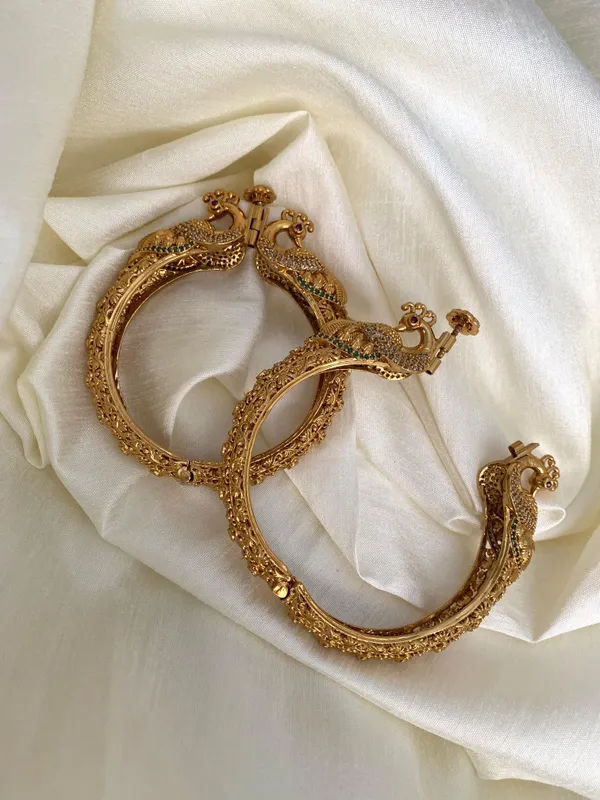 Sarang__Openable_Bangle