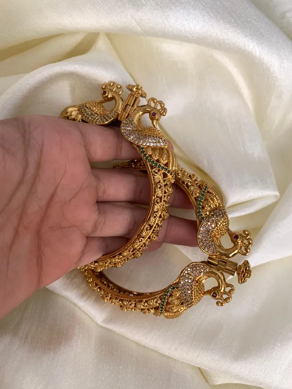 Sarang__Openable_Bangle