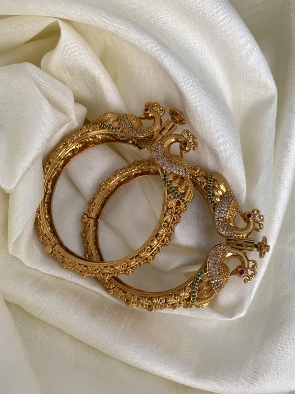 Sarang__Openable_Bangle