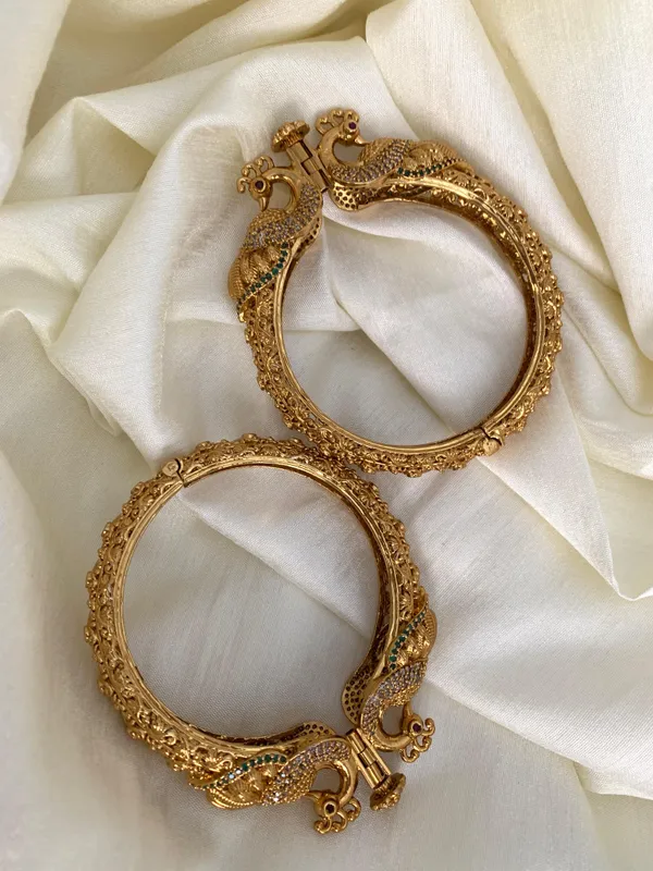 Sarang__Openable_Bangle
