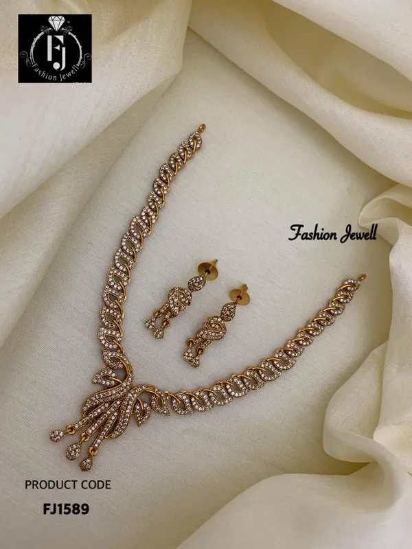 Aadhya_Antique_Necklace_Set