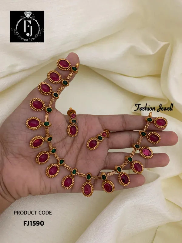 Kriyal_Neckalce_Set