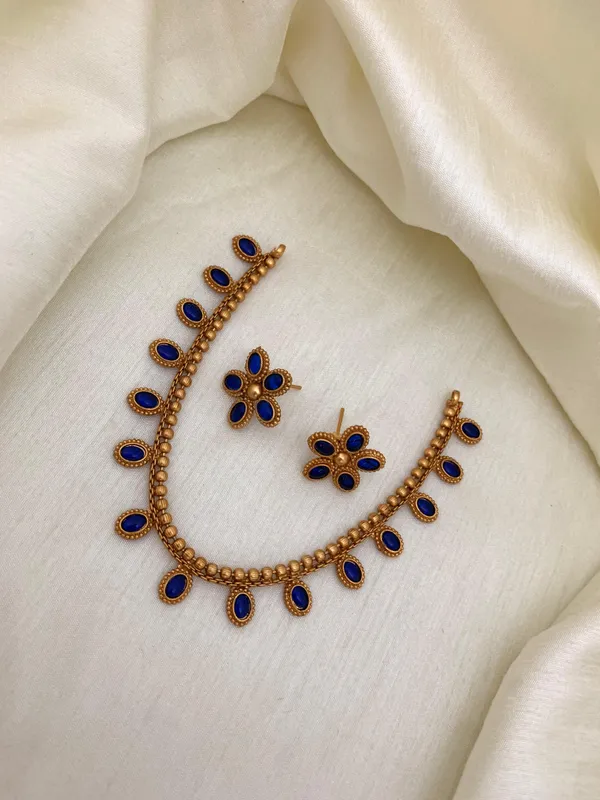 Turvi_Necklace_Set