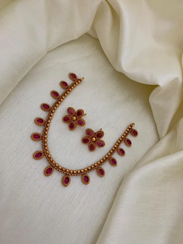 Turvi_Necklace_Set