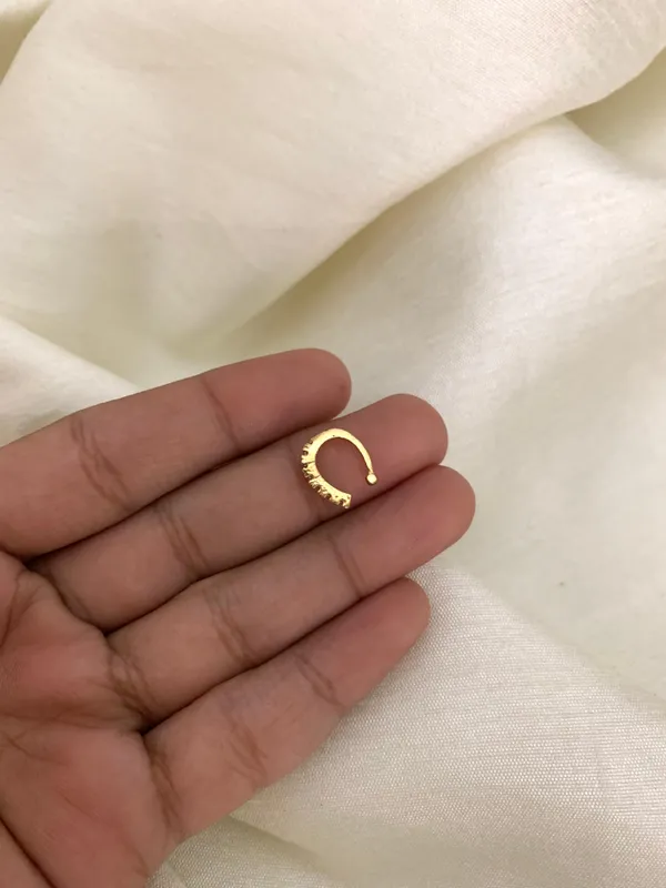 GEHNA_GOLD_FINISH_NOSEPIN