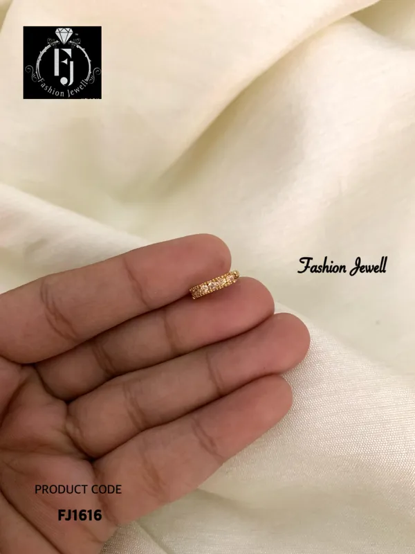 OGAN_GOLD_FINISH_NOSEPIN