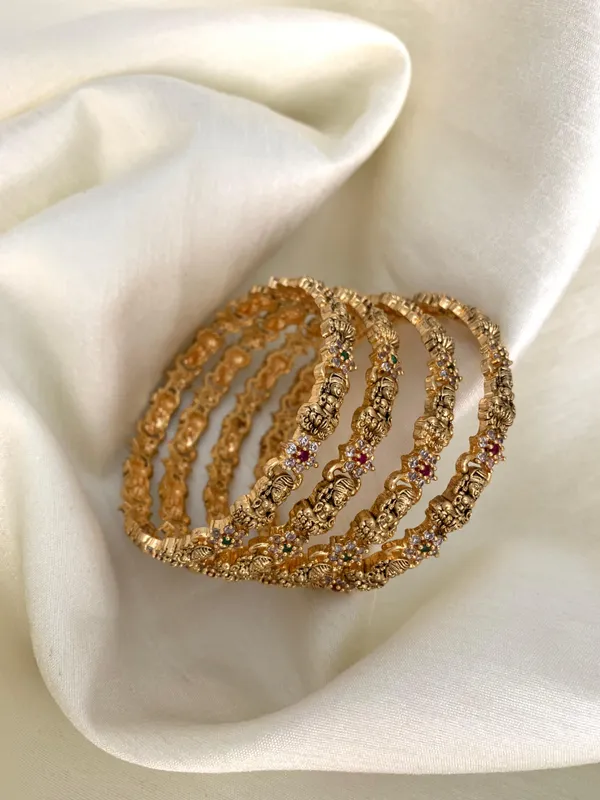 UMA_BANGLE_SET