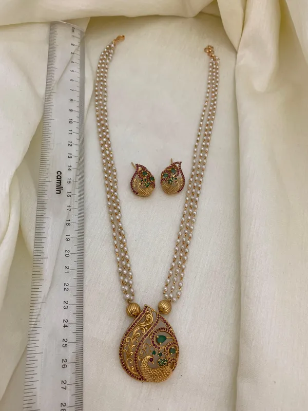 ETIL_LAYER__STRING_NECKLACE_SET