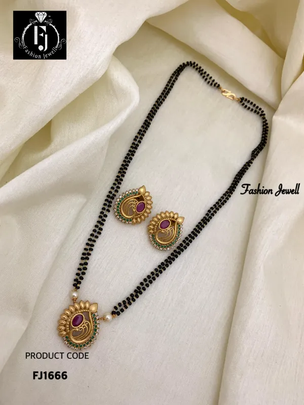 SKRIM_MANGALSUTRA_WITH_STUDS
