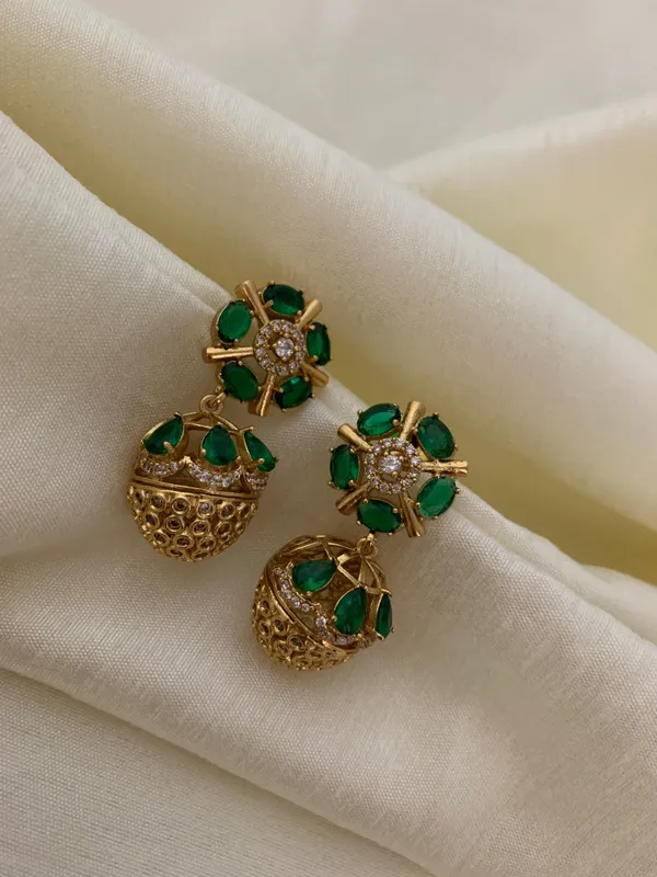 MINI_FLORAL_POT_JHUMKIS