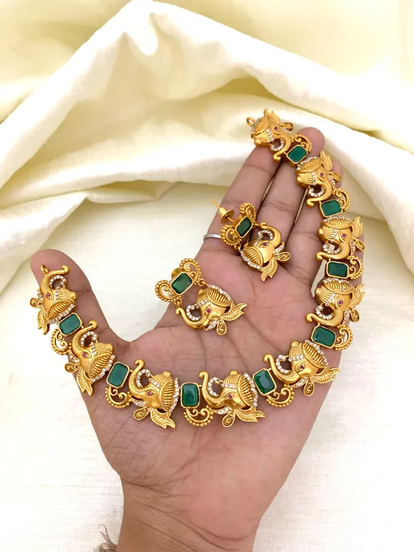 ELEP_NAKSHATRA_NECKLACE_SET