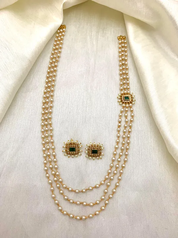 PIAL_3_LAYER_LONG_NECKLACE_WITH_STUDS