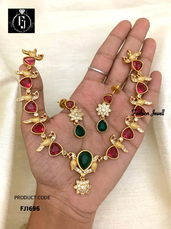 ZARAM_DROP_NECKLACE_SET