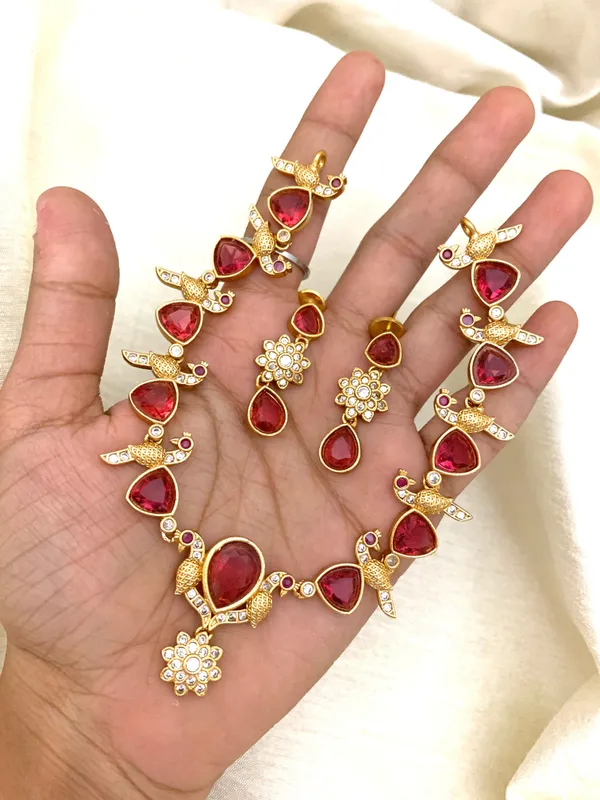 ZARAM_DROP_NECKLACE_SET