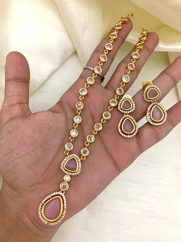 BINAR_ANTIQUE_NECKLACE_SET