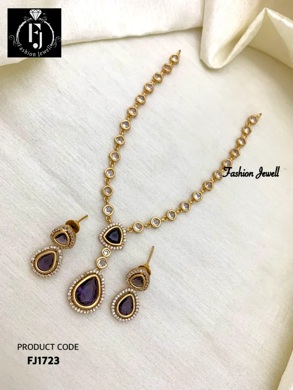 BINAR_ANTIQUE_NECKLACE_SET