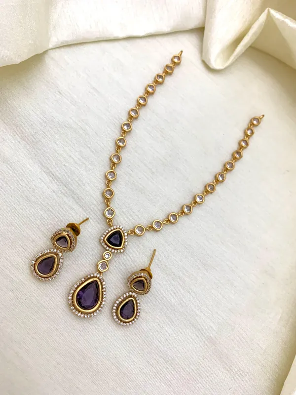 BINAR_ANTIQUE_NECKLACE_SET
