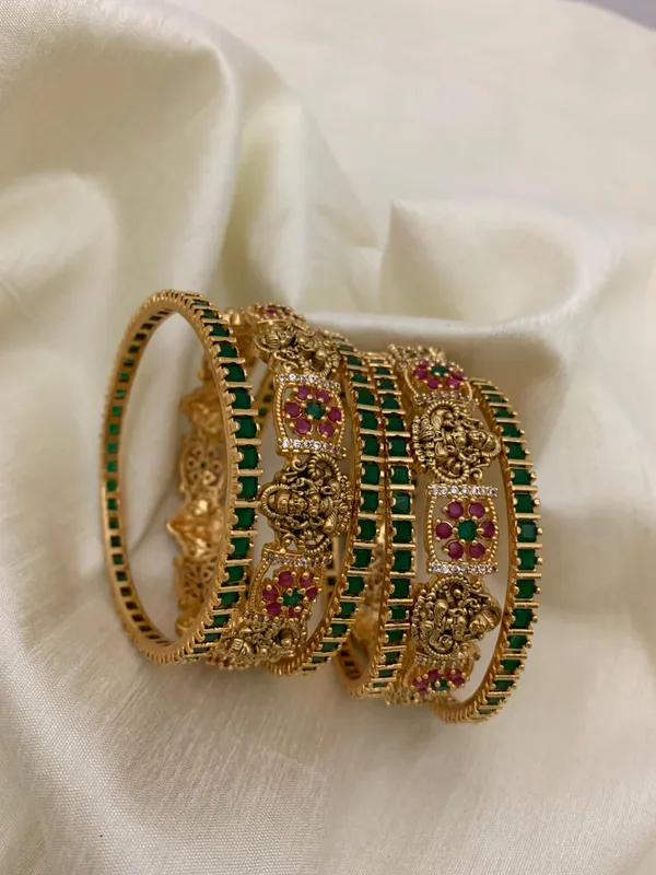 NAKSHI_LAKSHMI_BANGLE_SET