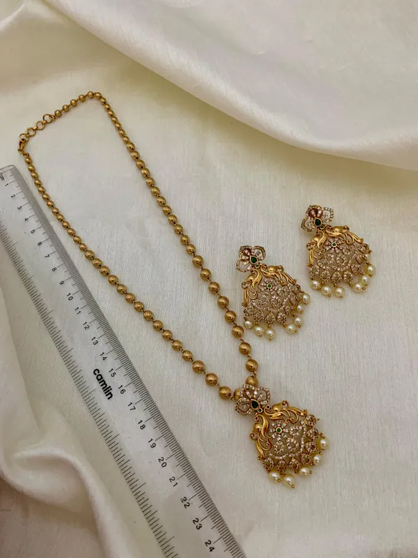 Anandi_Antique_Pendent_Chain_Set