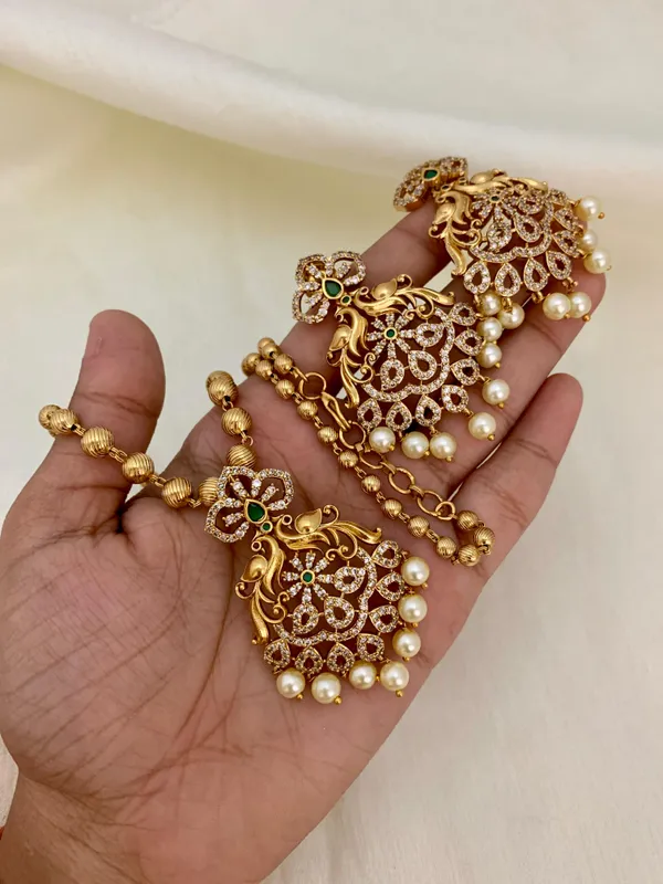 Anandi_Antique_Pendent_Chain_Set