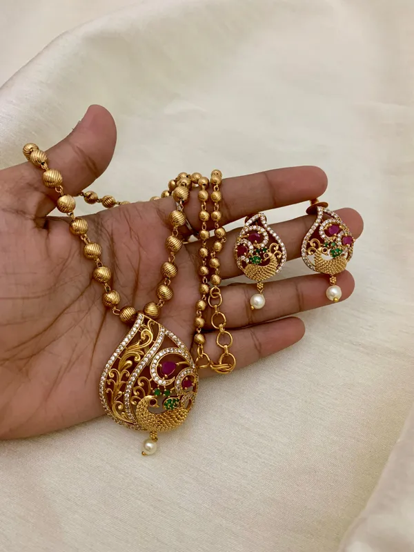 MOHENJO_BALL_CHAIN_PENDENT_SET