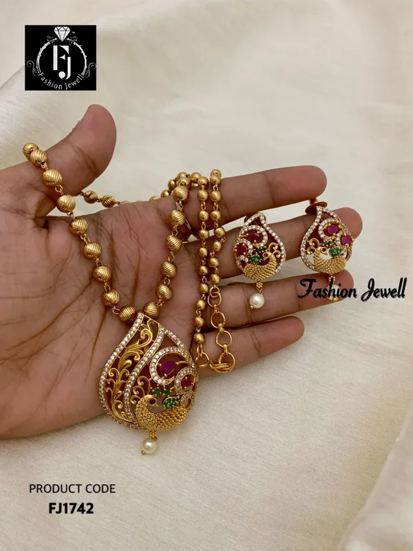 MOHENJO_BALL_CHAIN_PENDENT_SET