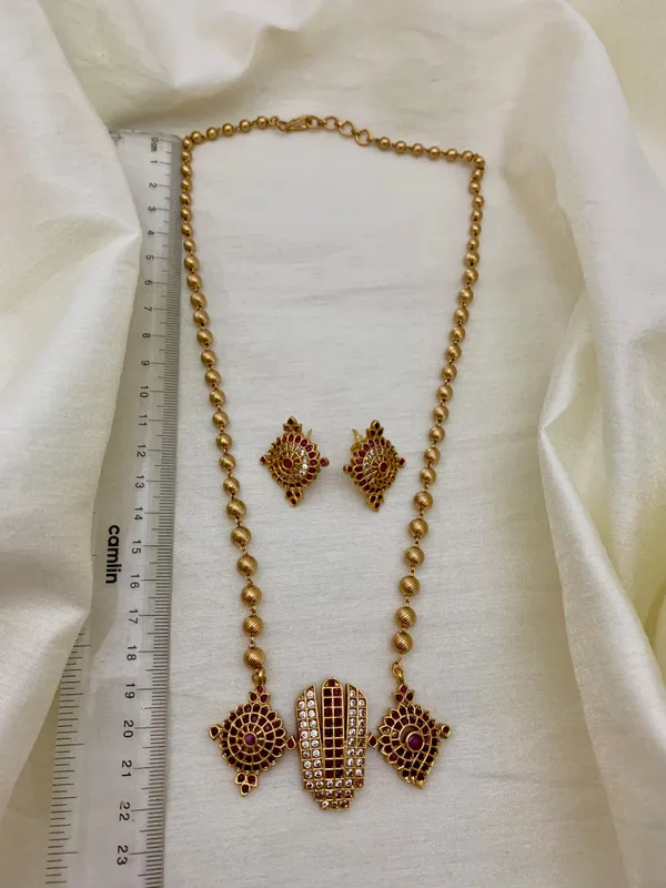 PERUMAL_BALL_CHAIN_PENDENT_SET