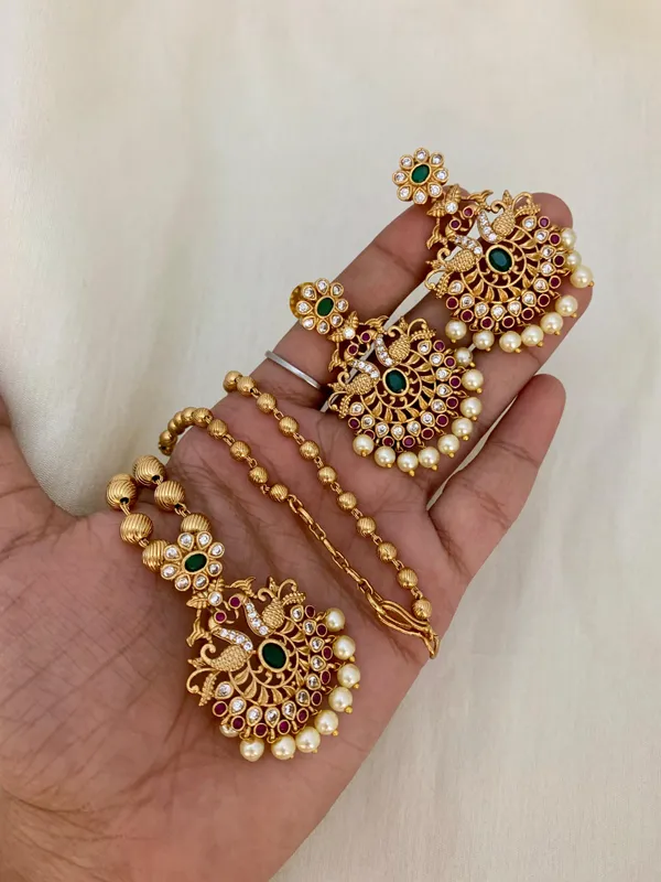 AMILA_BALL_CHAIN_PENDENT_SET