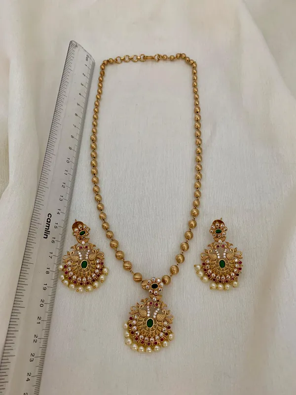AMILA_BALL_CHAIN_PENDENT_SET