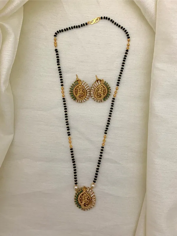 LYRA_SINGLE_STRAND_MANGALSUTRA_SET