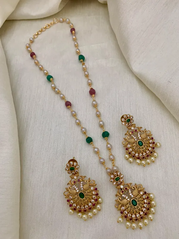BRINDA_GEMS_&_PEARL_PENDENT_SET