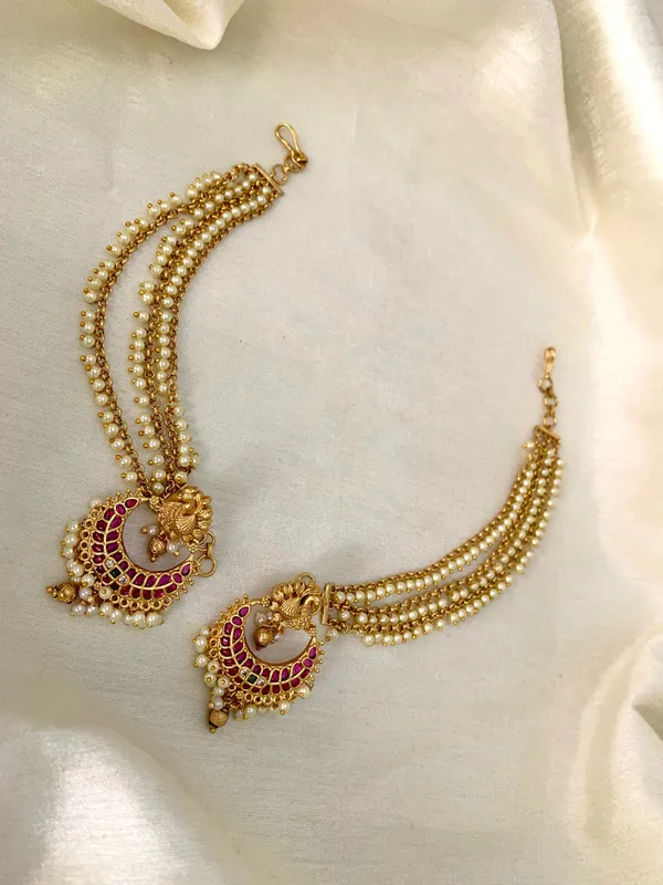 LARA_EARRINGS_WITH_DETACHABLE_MATTAL_CHAIN