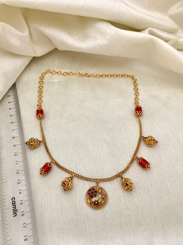 MUNGA_CHAINSTYLE_NECKLACE