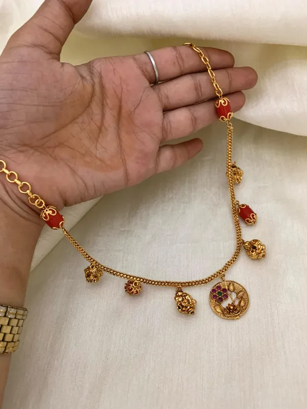 MUNGA_CHAINSTYLE_NECKLACE