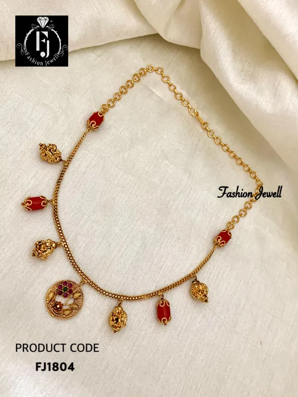 MUNGA_CHAINSTYLE_NECKLACE