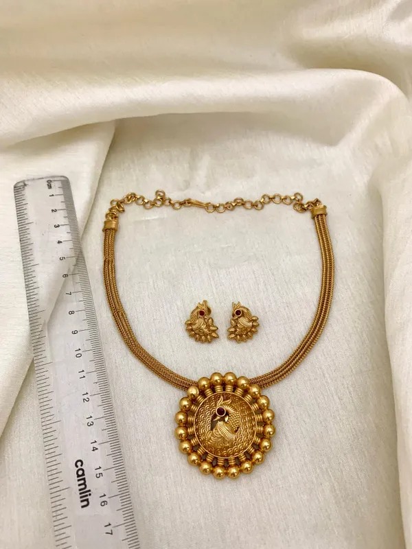 PRAKRUTI_GOLD_NECKLACE_SET