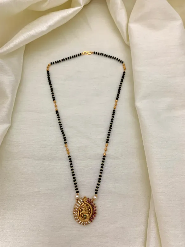 PEACOCK_SINGLE_STRAND_MANGALSUTRA