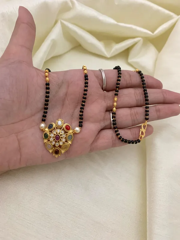 NAVRATNA_AD__SINGLE_STRAND_MANGALSUTRA