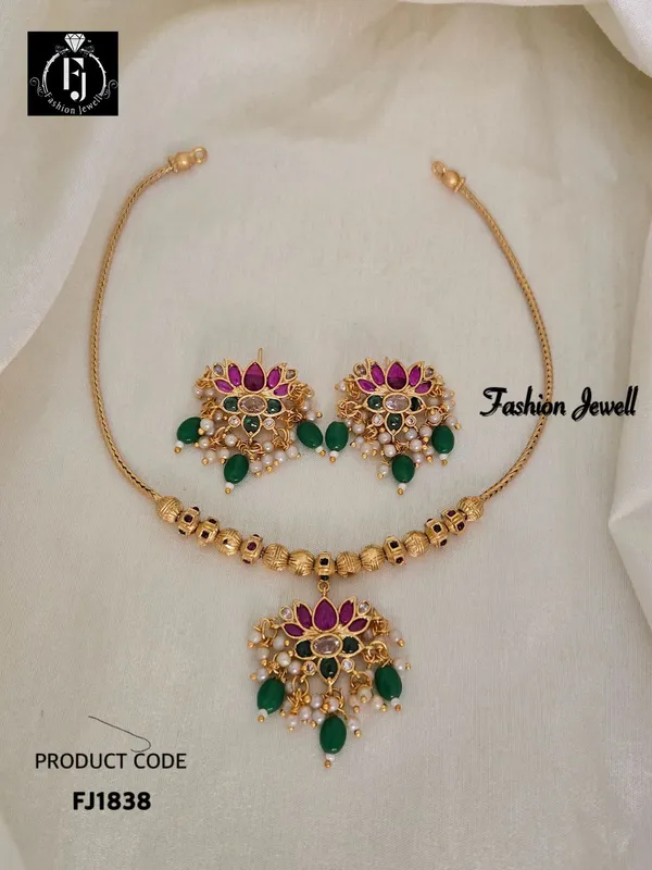 FLORAL_TAHI_ANTIQUE_NECKLACE_SET