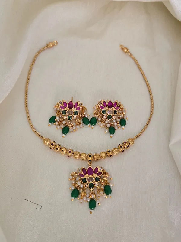 FLORAL_TAHI_ANTIQUE_NECKLACE_SET