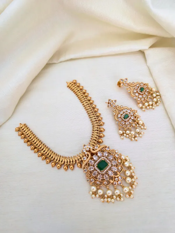 Arpita_Antique_Matte_Finish_Short_Necklace_Set