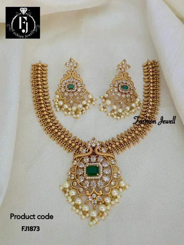 Arohi_Antique_Matte_Finish_Short_Necklace_Set
