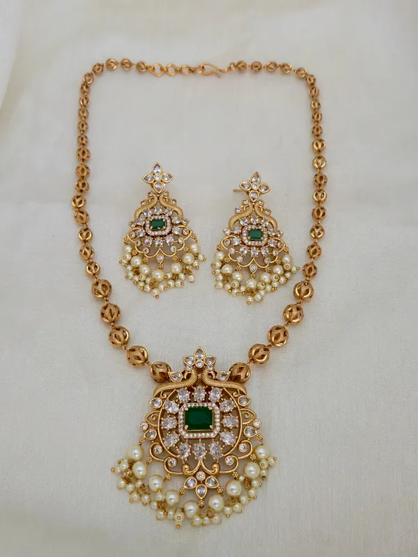 Ayra_Antique__Matte_Finish_Lotus_Chain