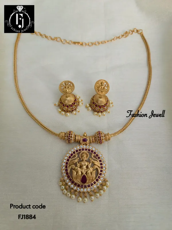 SANVI_ANTIQUE_NECKLACE_SET