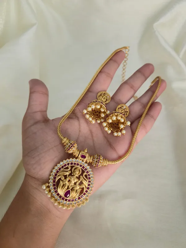 SANVI_ANTIQUE_NECKLACE_SET