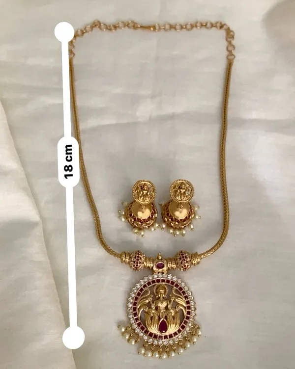 SANVI_ANTIQUE_NECKLACE_SET