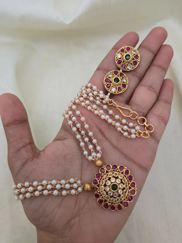 AARVI_3_LAYERD_MATT_FINISH_NECKLACE_SET