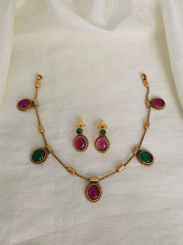 HIMANI_MATT_FINISH_OVAL__NECKLACE_SET