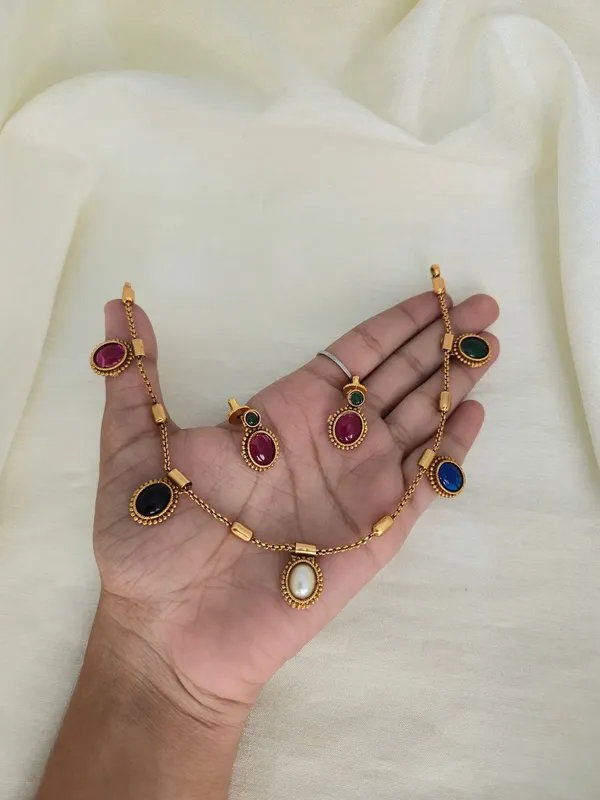 HIMANI_MATT_FINISH_OVAL__NECKLACE_SET
