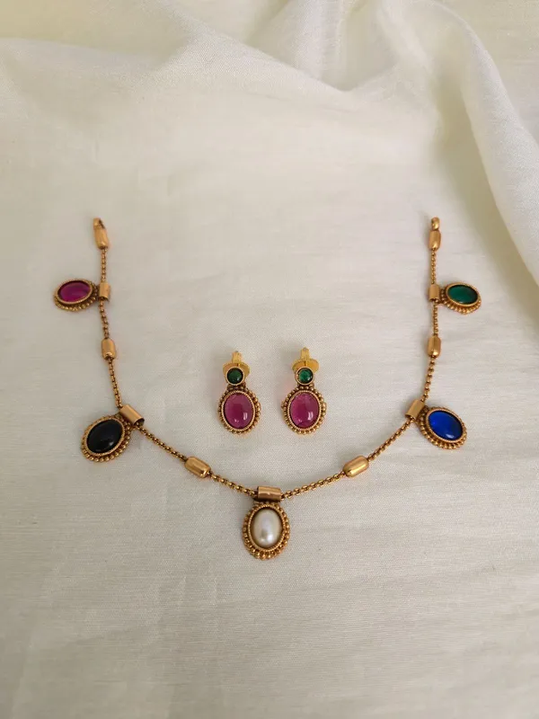 HIMANI_MATT_FINISH_OVAL__NECKLACE_SET